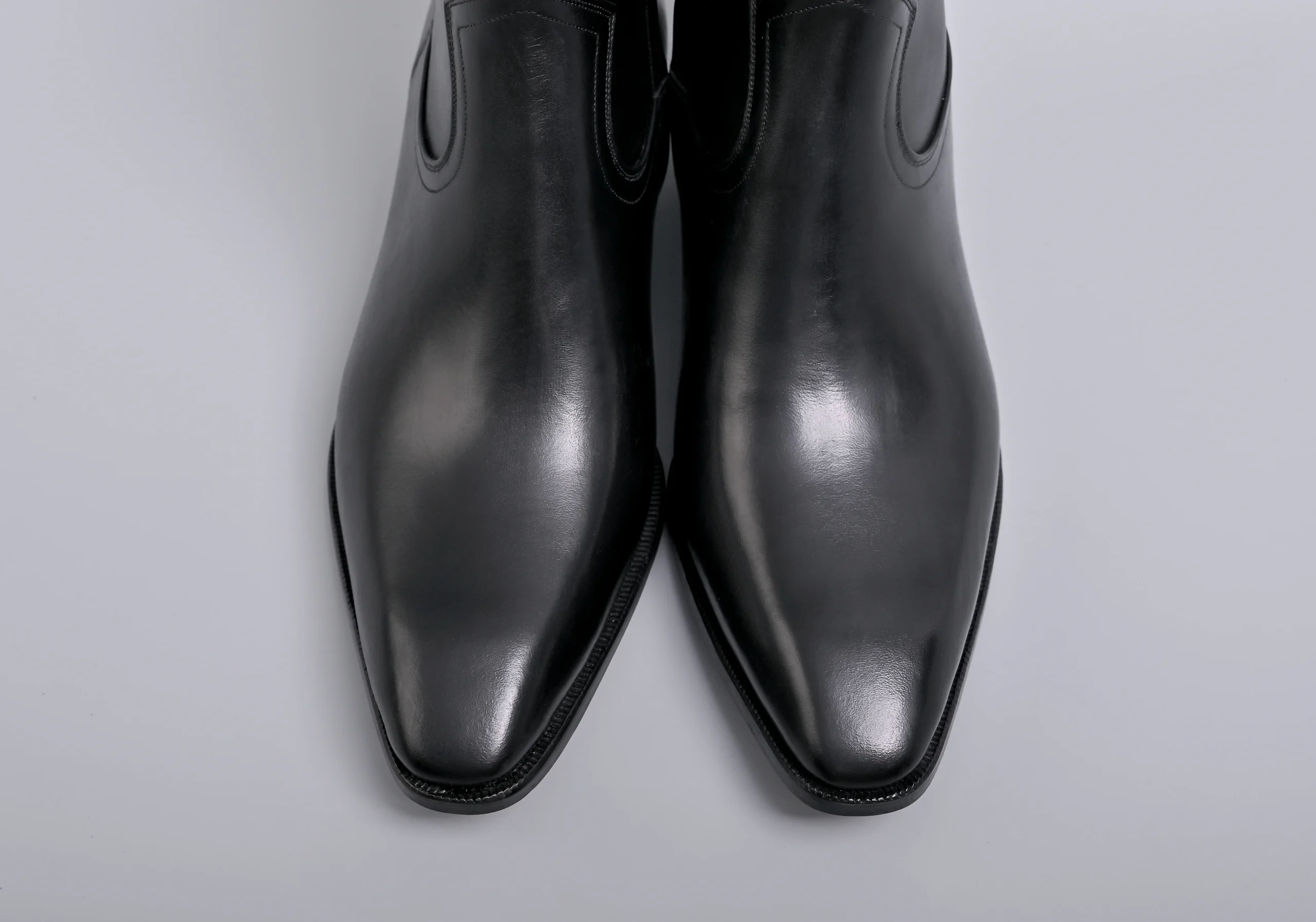 BLACK LEATHER ZIP BOOTS S25