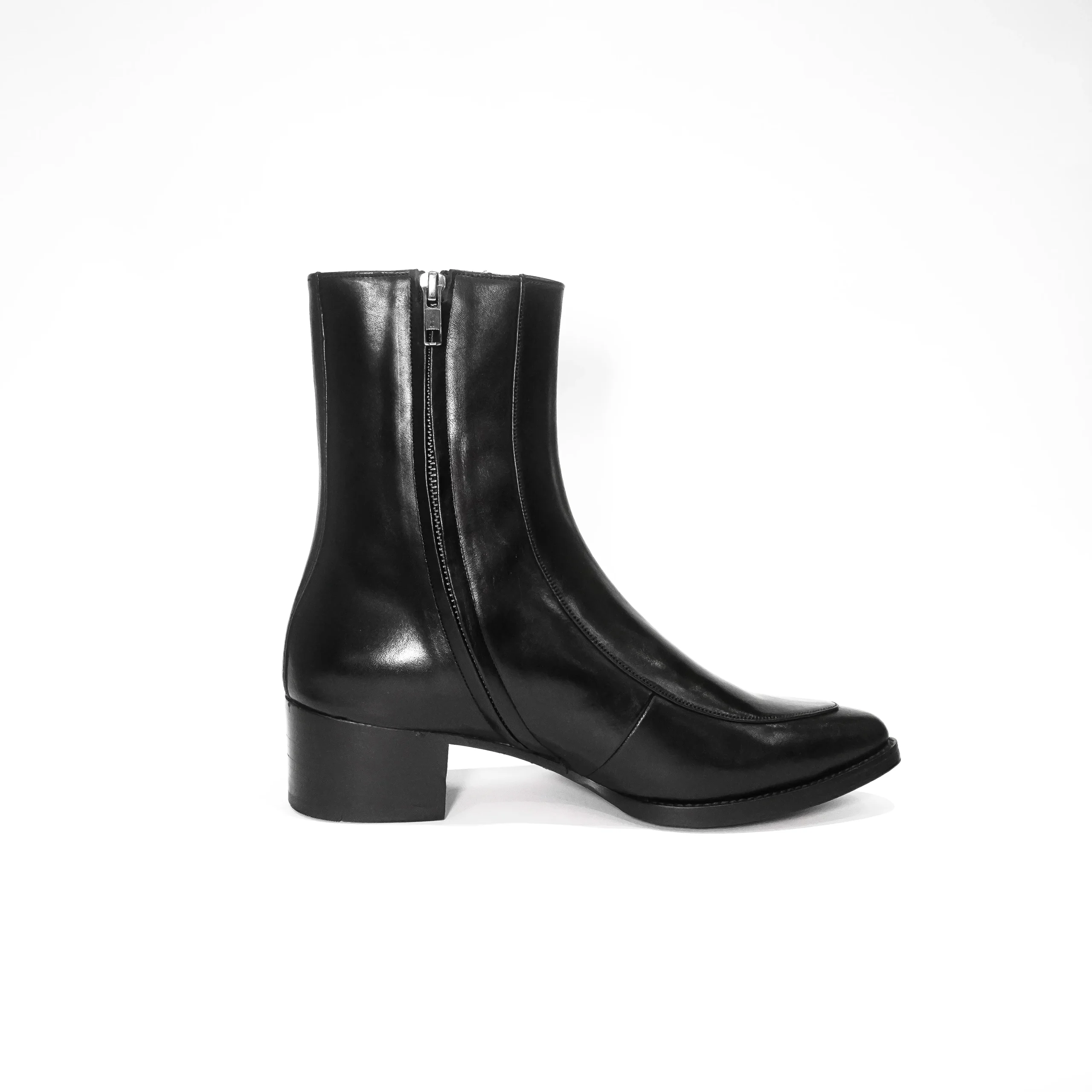 THE ROW BOOTS S26